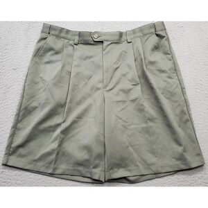 IZOD XFG Golf Shorts Men Size 38 Green Polyester Slash Pockets Pleated Low Waist
